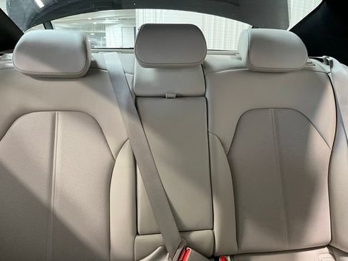 Used 2025 Genesis G70 2.5T RWD image 12