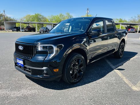 New 2026 Ford Maverick Lobo AWD/4WD image 4