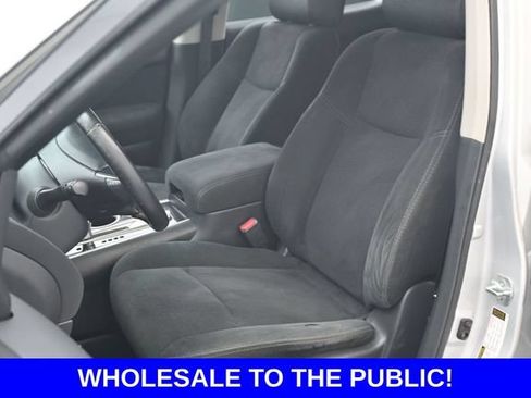 Used 2014 Nissan Pathfinder SV FWD image 10