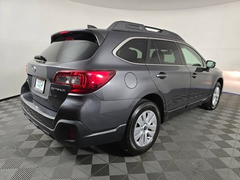 Used 2018 Subaru Outback 2.5i Premium AWD/4WD image 7