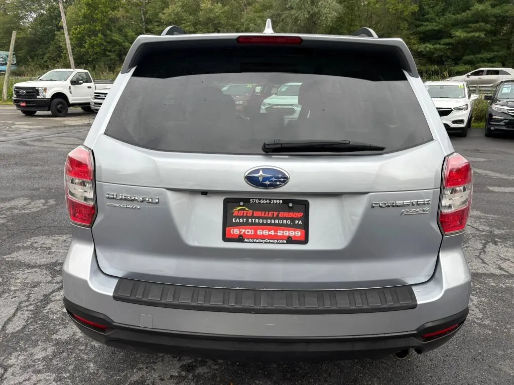 Used 2016 Subaru Forester 2.5i Limited AWD/4WD image 7