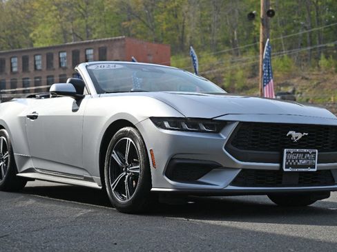 Used 2024 Ford Mustang Premium RWD image 8