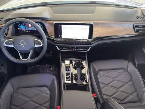 New 2026 Volkswagen Atlas SE image 23