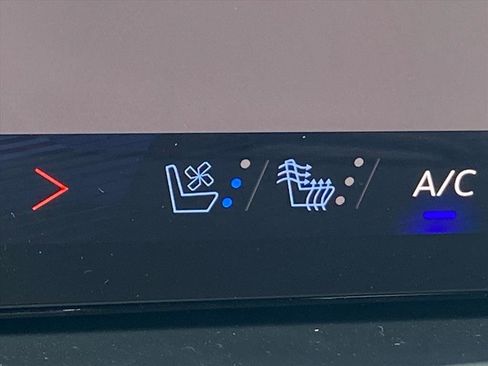 New 2025 Chevrolet Tahoe High Country w/ Sun And Tow Package image 18