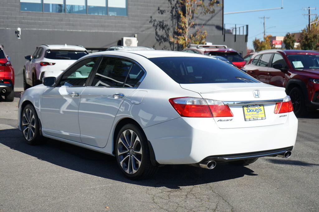 Used 2014 Honda Accord Sport image 9