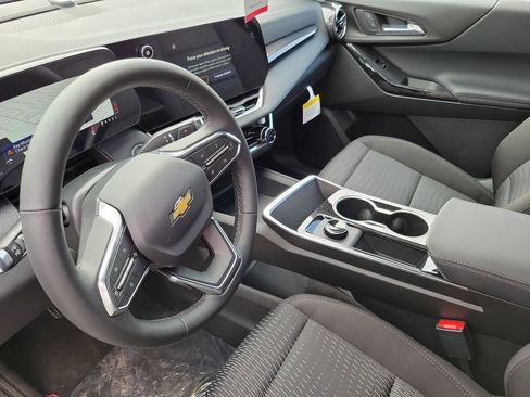 New 2026 Chevrolet Equinox LT image 19