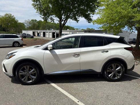 Used 2019 Nissan Murano Platinum w/ Cargo Package image 4