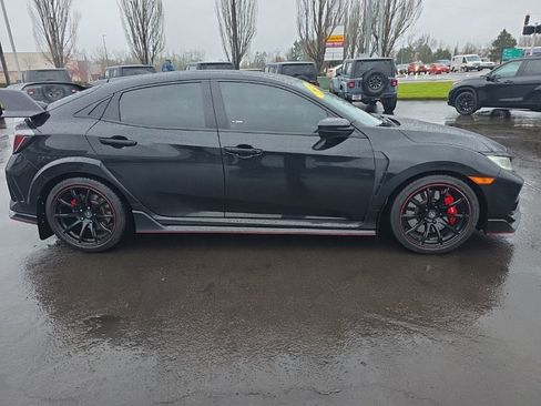 Used 2019 Honda Civic Type R image 6