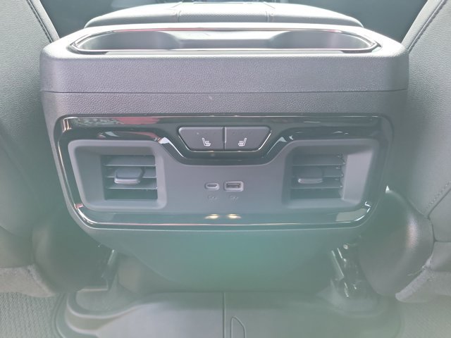 Used 2026 GMC Sierra 2500 AT4 w/ AT4 Premium Plus Package AWD/4WD image 19