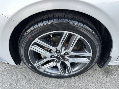 Used 2019 Kia Forte S w/ S Premium Package image 18