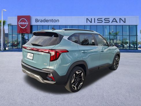 Used 2024 Kia Seltos SX w/ SX Sunroof Package AWD/4WD image 5