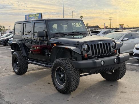 Used 2012 Jeep Wrangler Unlimited Sport image 12