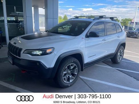Used 2019 Jeep Cherokee Trailhawk w/ Comfort/Convenience Group AWD/4WD image 1