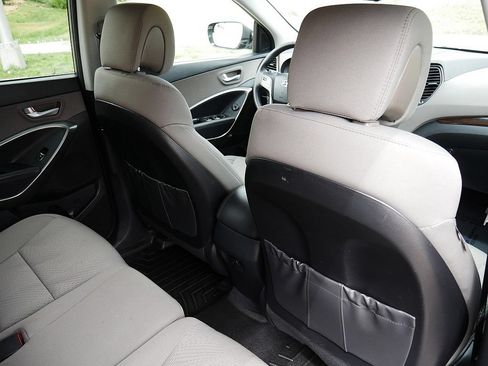 Used 2018 Hyundai Santa Fe Sport w/ 2.4L Value Package 02 AWD/4WD image 55
