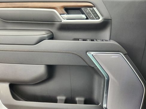 New 2026 Chevrolet Silverado 3500 High Country w/ High Country Premium Package AWD/4WD image 17