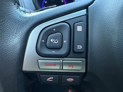 Used 2017 Subaru Outback 2.5i Limited w/ Popular Package #5 image 10