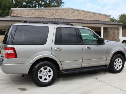 Used 2008 Ford Expedition XLT image 27