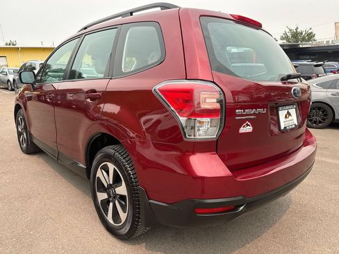 Used 2018 Subaru Forester 2.5i w/ Alloy Wheel Package AWD/4WD image 5