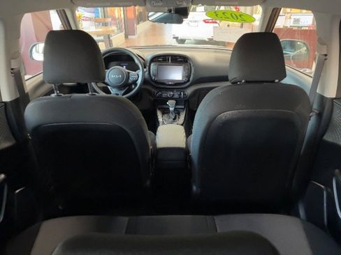 Used 2023 Kia Soul LX w/ Option Group 015 image 13