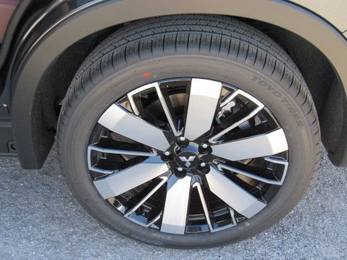 New 2026 Mitsubishi Outlander SEL FWD image 7