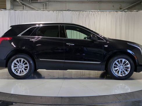Used 2017 Cadillac XT5 FWD image 11