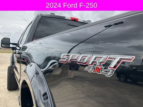 Used 2024 Ford F250 Lariat w/ Sport Appearance Package image 19