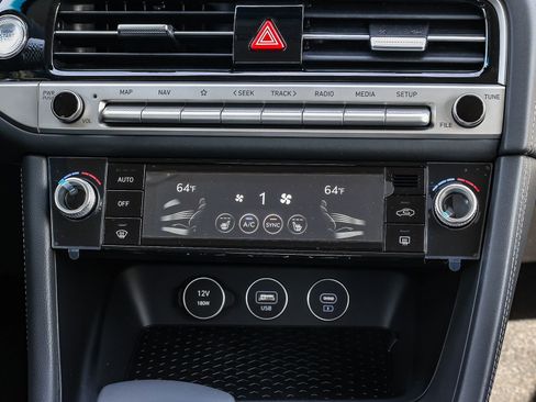 New 2026 Genesis G70 2.5T image 15