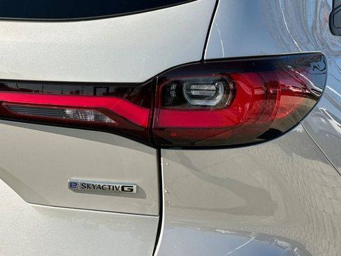 Certified 2025 MAZDA CX-90 3.3 Turbo w/ Preferred Package image 28