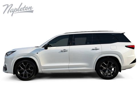 New 2026 Lexus TX 500h AWD image 2