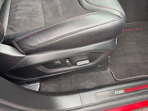 Used 2024 Ford Explorer ST w/ Equipment Group 401A image 43