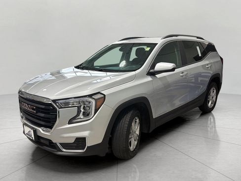 Used 2022 GMC Terrain SLE w/ Driver Convenience Package AWD/4WD image 10