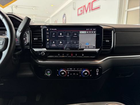Used 2023 GMC Sierra 1500 Elevation AWD/4WD image 16