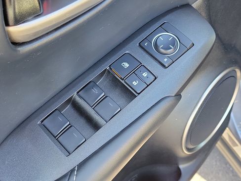 Used 2016 Lexus NX 200t FWD w/ Premium Package image 18