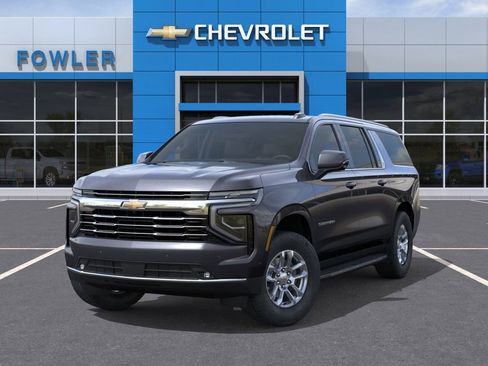 New 2026 Chevrolet Suburban LT w/ Comfort Package AWD/4WD image 6