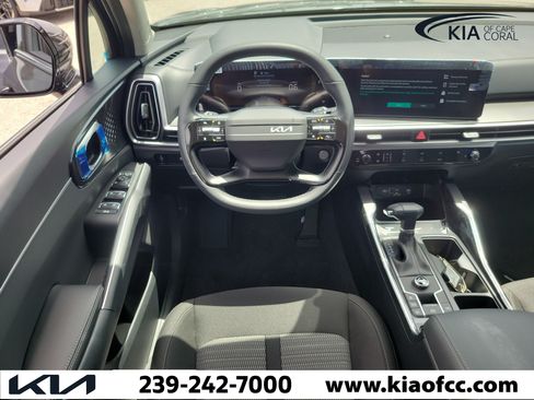 New 2026 Kia Sorento LX FWD image 15