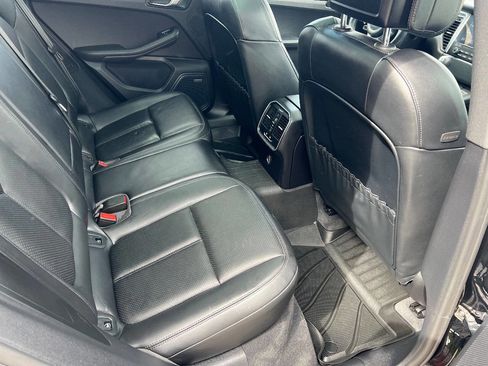 Used 2018 Porsche Macan image 19