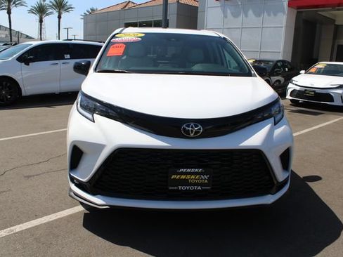 Certified 2026 Toyota Sienna XSE FWD image 3