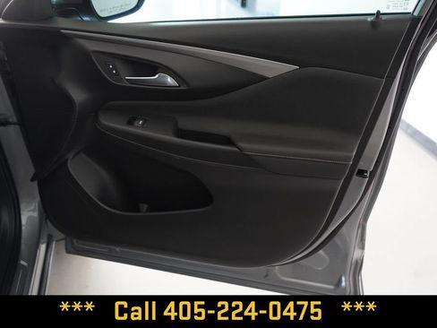 Used 2025 Buick Envista Avenir FWD image 20