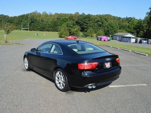 Used 2010 Audi A5 2.0T Premium image 51