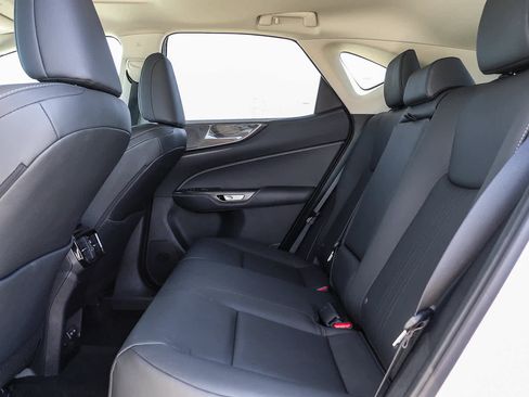 Certified 2025 Lexus NX 250 FWD w/ Premium Package image 19
