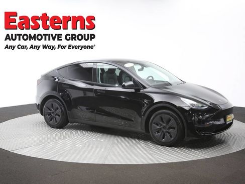 Used 2021 Tesla Model Y Long Range AWD/4WD image 43