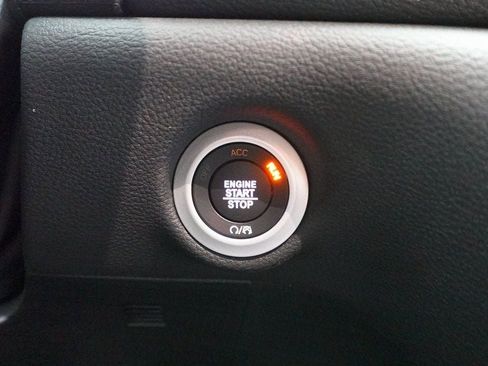 New 2026 Chrysler Pacifica Select w/ S Appearance Package image 22