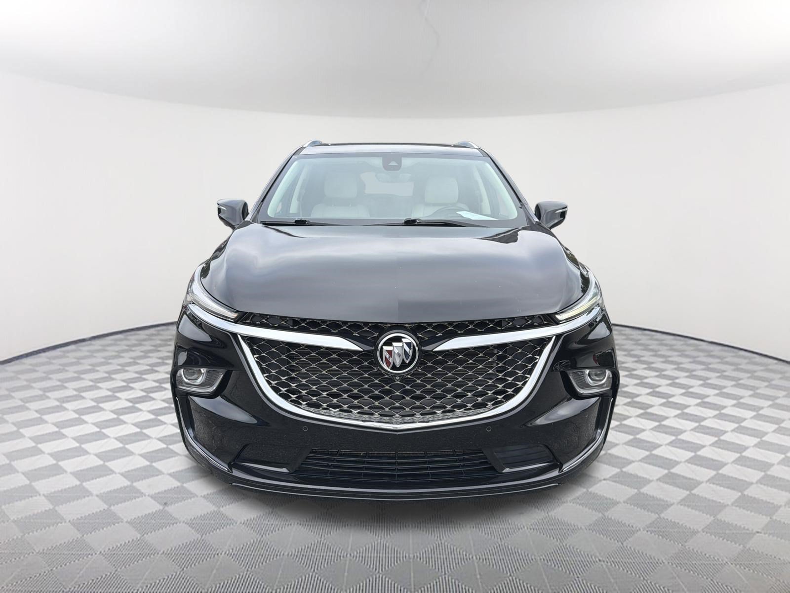 Used 2023 Buick Enclave Avenir FWD image 2