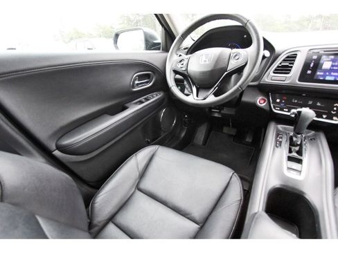Used 2017 Honda HR-V EX-L image 11