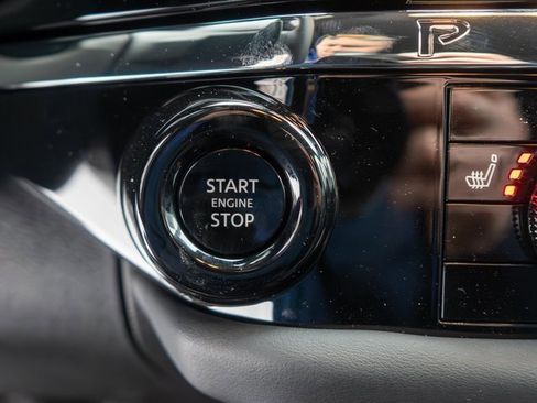 New 2026 Nissan Pathfinder SV image 24