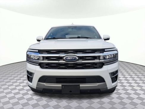 Used 2024 Ford Expedition Limited image 8