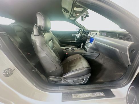 Used 2020 Ford Mustang Premium RWD image 26