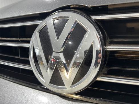 Used 2015 Volkswagen Jetta S w/ Welcome Package image 9