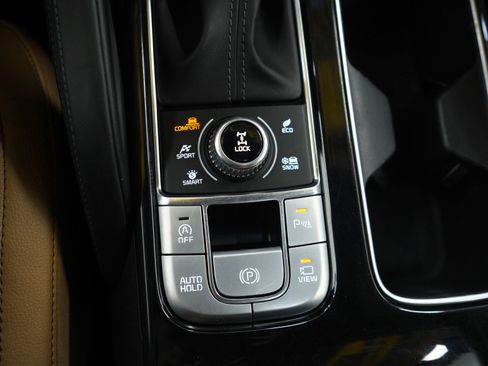 Used 2022 Kia Telluride SX image 26