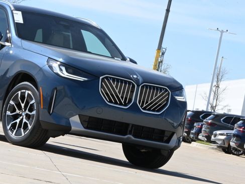 New 2026 BMW X3 xDrive30 image 3